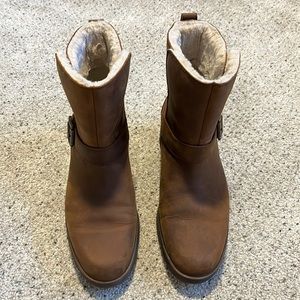 Timberland Women’s Boots. Brown. Size 8-1/2.